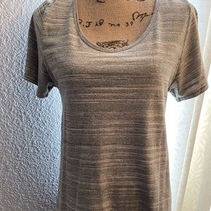 Lularoe medium classic t